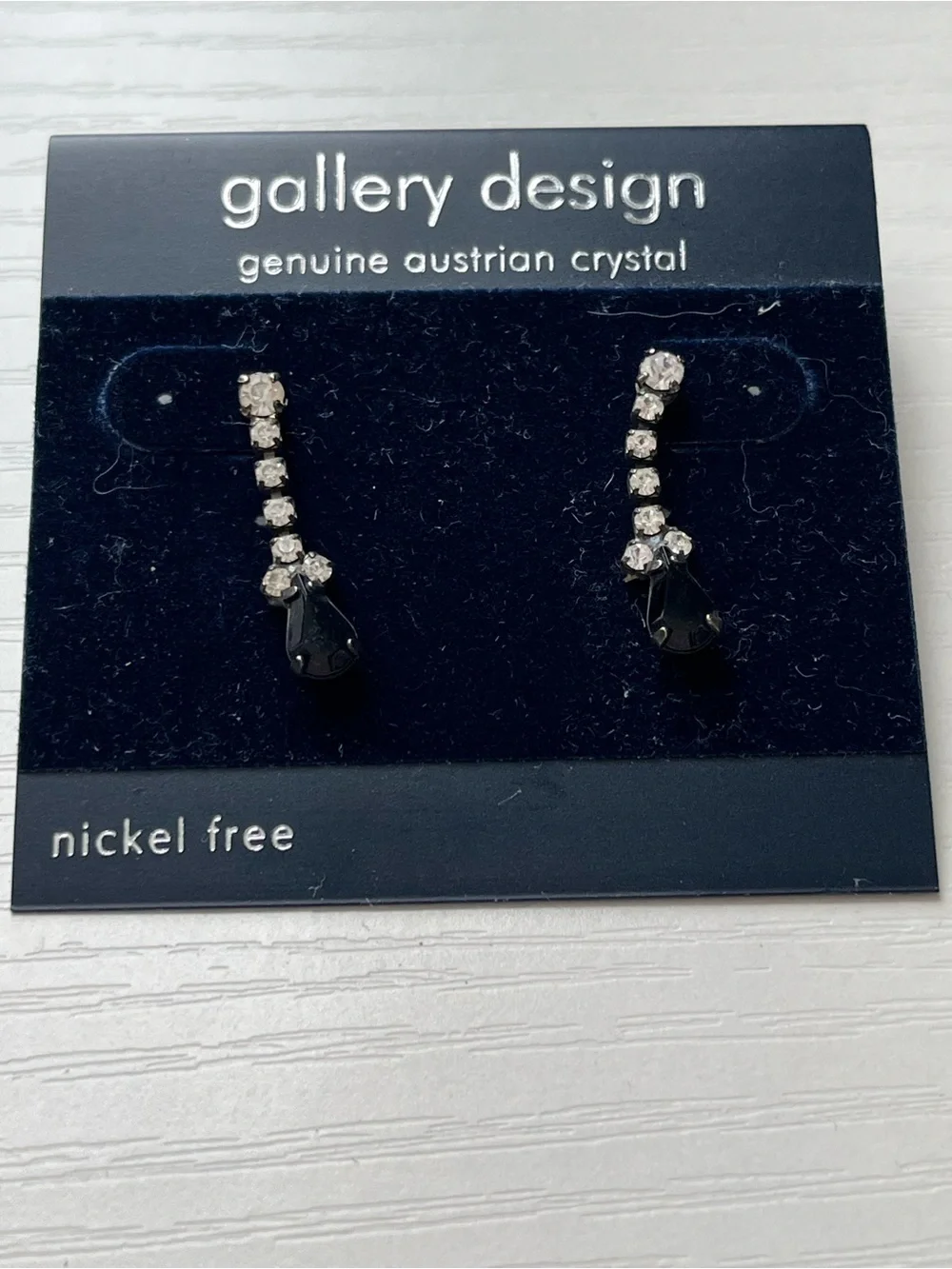 Resort Boutique Earring Lot 4 Pairs Mint Chandelier Austrian Crystal Black Studs